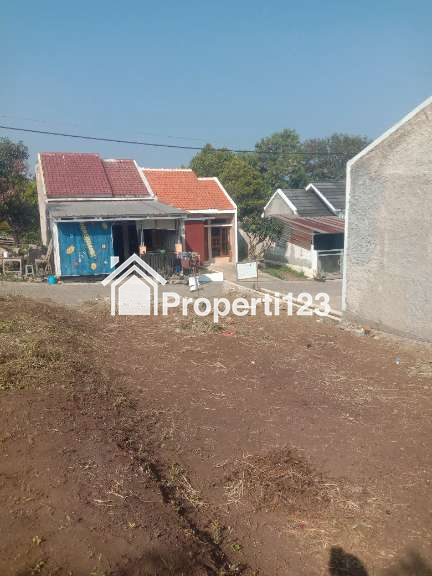 Dijual cepat tanah padat SHM dalam komplek di pakuhaji bandung barat - 2