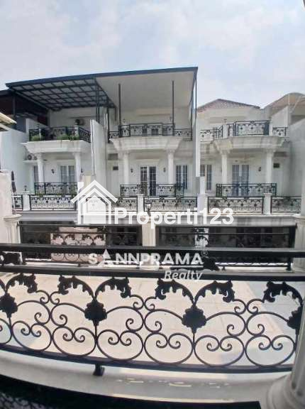 Rumah 2 lantai murah siap huni dlm cluster dijagakarsa,Jaksel - 10