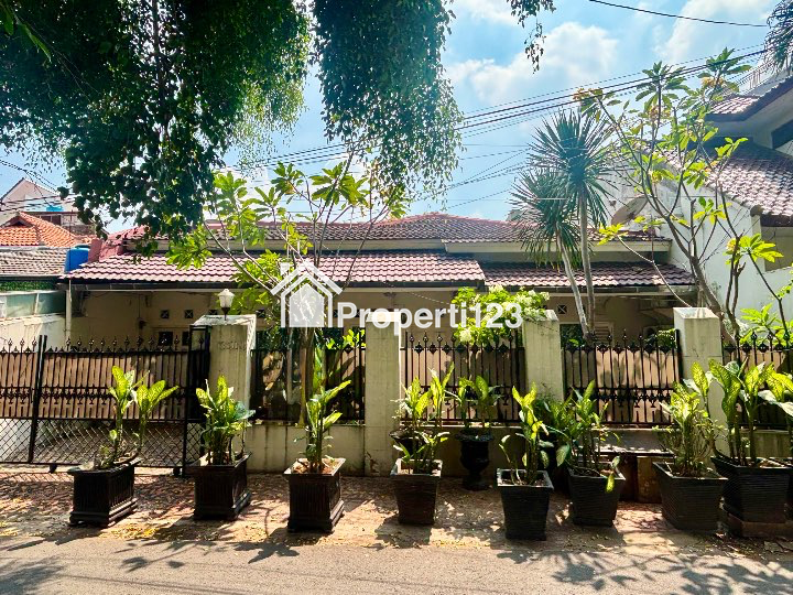 Dijual Rumah di Tebet Barat Dalam Jakarta Selatan - 1
