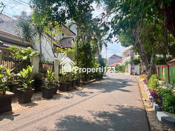Dijual Rumah di Tebet Barat Dalam Jakarta Selatan - 2