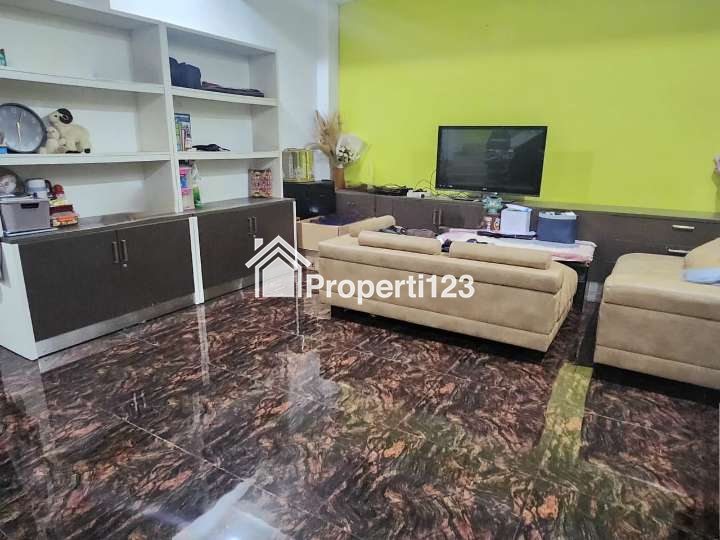 Rumah Kotabaru Parahyangan, 2 lantai semi furnish - 5