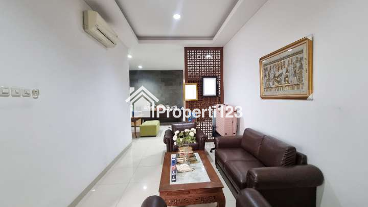 Jual BU : Rumah Minimalis Tropikal Villa Semi Furnish + Kolam Renang - 4
