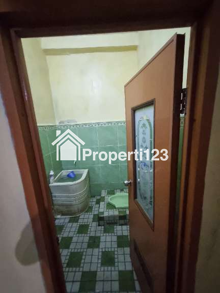 DIJUAL RUMAH 3 LANTAI DEPAN TERMINAL BIS BUBULAK KOTA BOGOR - 11