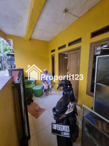 DIJUAL RUMAH 3 LANTAI DEPAN TERMINAL BIS BUBULAK KOTA BOGOR - 8