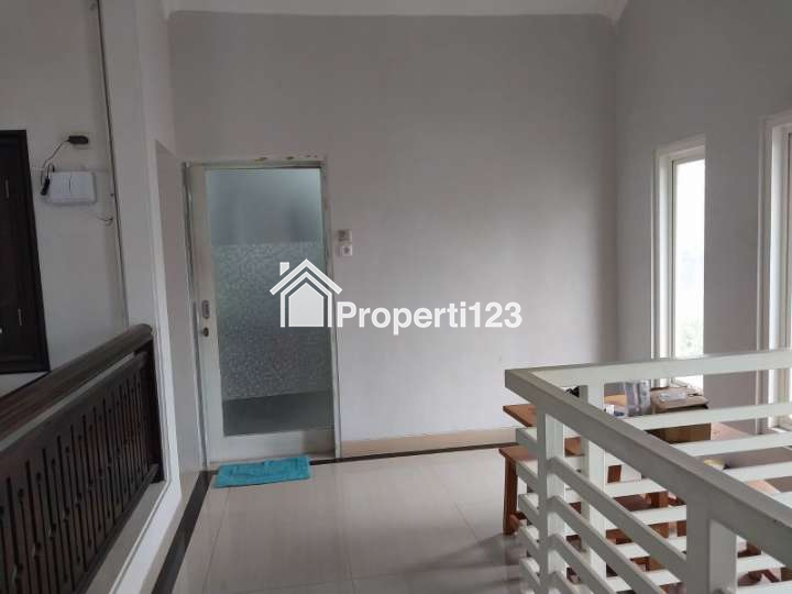 Rumah Hook Full Furnished Di Perumahan Oma Campus Dau Malang - 13