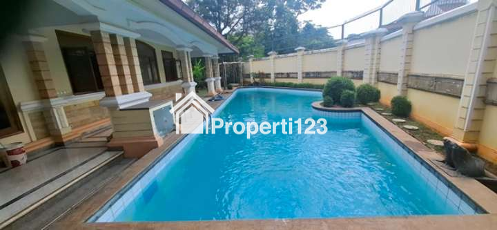 Rumah Mediterania+Kolam RenangLantai Marmer Puri Sriwedari Cibubur - 2