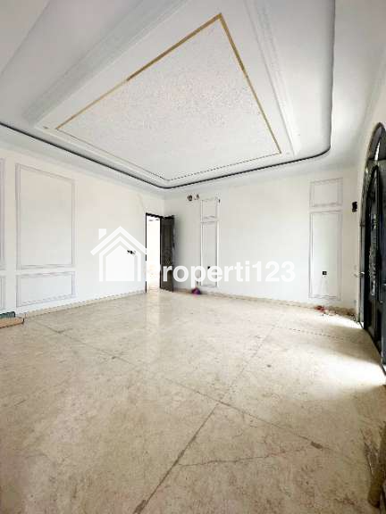 For Sale American Classic Luxury Home di Jatipadang Jakarta Selatan - 3