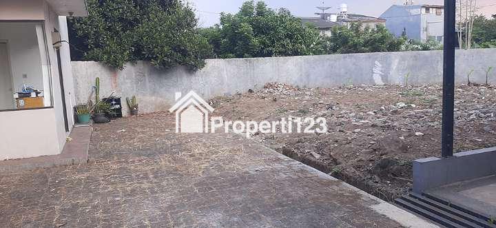 Kavling Siap Bangun 141 M2 SHM Muka 10 Meter One Gate Cluster  Lingkungan Tenang Nyaman dan Aman di Cisaranten Kulon Arcamanik Bandung - 5