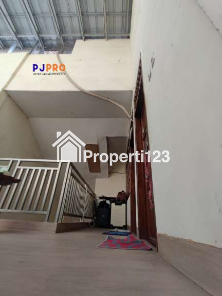 Dijual Kosan 2,5 Lantai di Jalan Kavling Semper Barat Jakarta Utara - 9