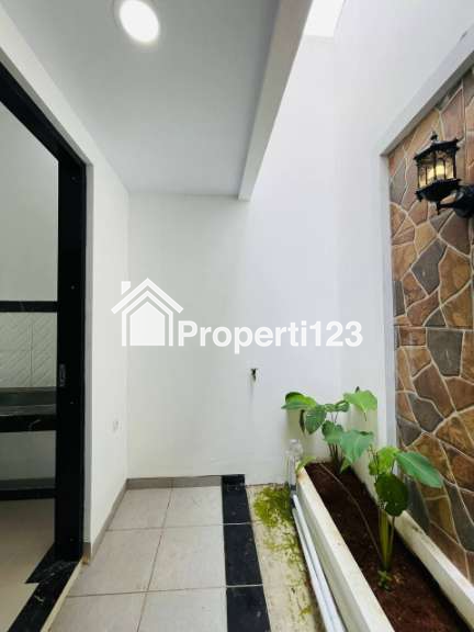 Rumah Mewah 1 Lantai Dekat Kawasan Grand Depok City - 3