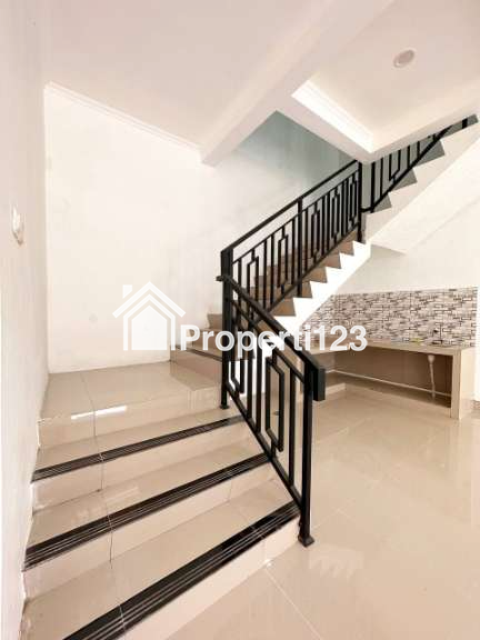 Dijual Ruko di lokasi emas Ciracas Jakarta Timur - 5