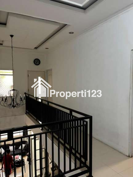 Dijual Rumah Strategis - 8