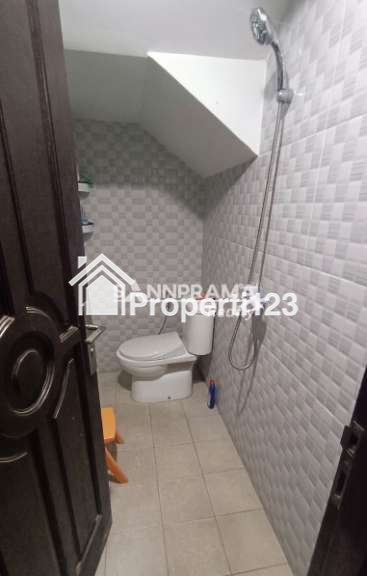 Rumah second 2 lantai murah siap huni dkt tol dilimo depok - 10