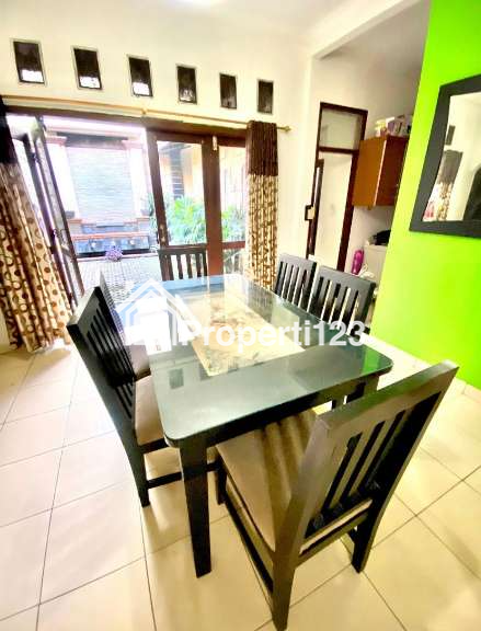 Dijual Cepat Rumah dengan Lokasi Strategis di Grand Galaxy Bekasi - 5
