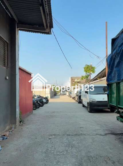 Gudang Strategis Jalan Raya Bekasi Pulo Gadung Jakarta Timur - 5