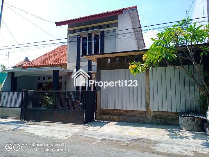 [DIJUAL - SHM] Rumah 2 Lantai Strategis Cocok untuk Usaha Depan SMP & Dekat RS Mitra Siaga - 1
