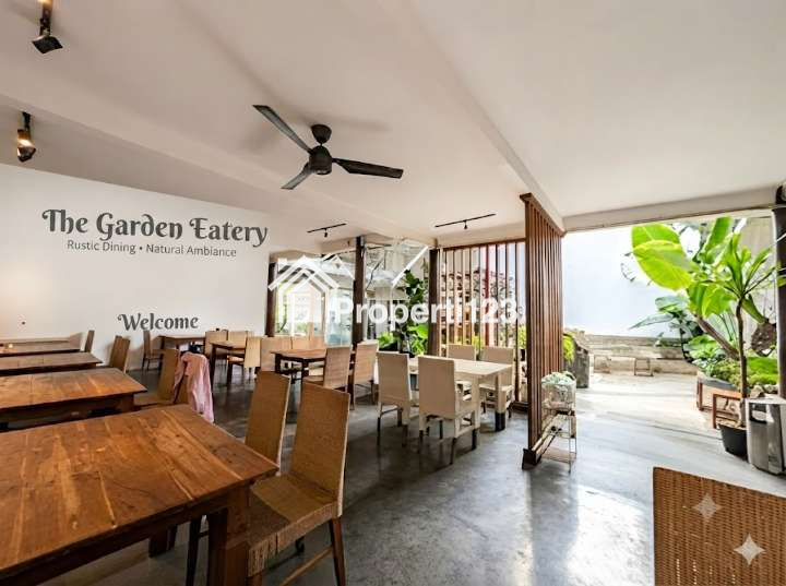 Peluang Emas! Resto 2 Lantai di Sayap Riau Bandung - Harga Nego! - 3