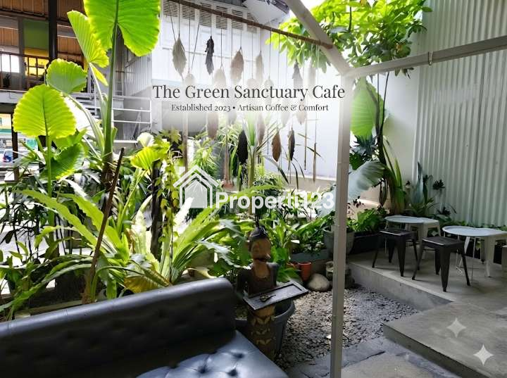 Peluang Emas! Resto 2 Lantai di Sayap Riau Bandung - Harga Nego! - 6