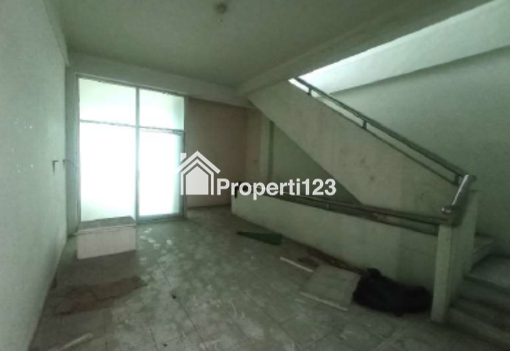 [DIJUAL] Ruko Strategis 3 Lantai di Komplek Mataram Plaza, Semarang Tengah - 3