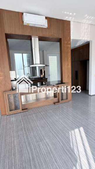 Dijual Rumah Hook Mewah LT 300 m2 di Kelapa Gading , Jakarta Utara Murah - 2