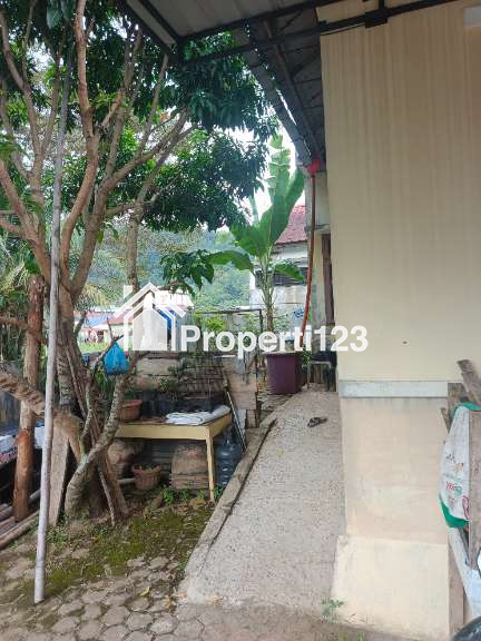 Dijual rumah di perumahan griya - 2