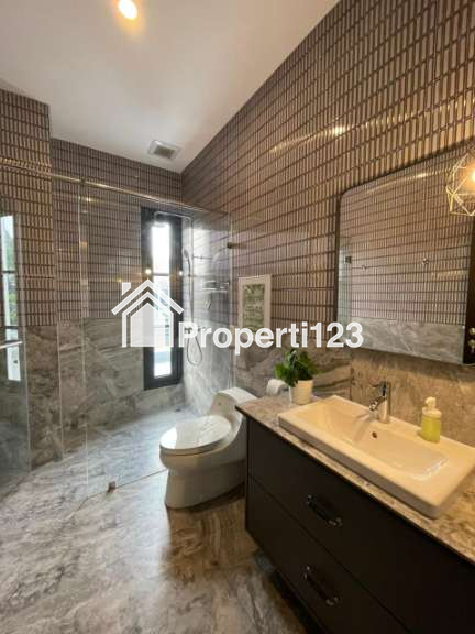 Dijual Rumah di Jl.Gaharu, Cilandak Barat, Cilandak, Jakarta Selatan - 8