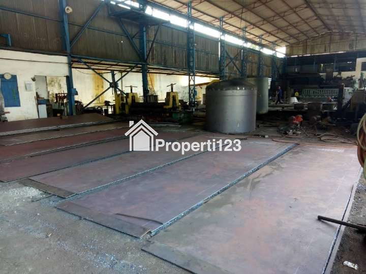 Gudang Eks Workshop Area Raya Waru Gedangan Strategis - 4