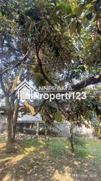 Rumah dengan halaman luas di Arco Duren Seribu Depok - 6