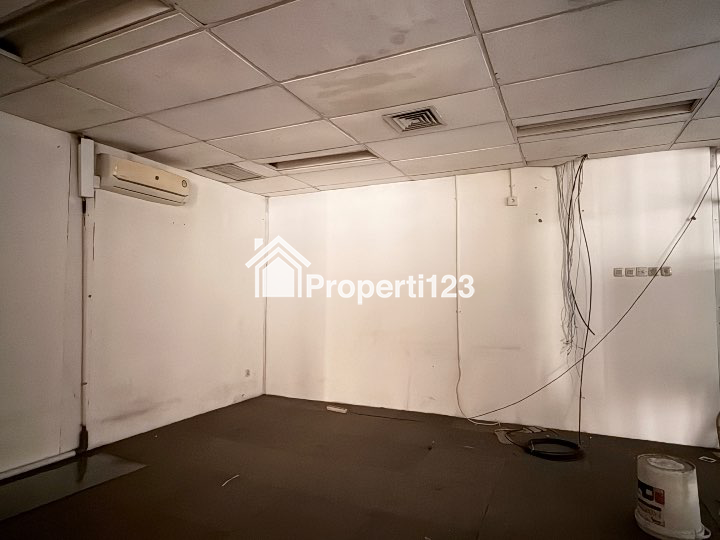 Dijual Gedung Lokasi Premium di Menteng Jakarta Pusat - 5