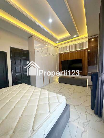 Rumah 3 Lantai full furnished di Pejaten Pasar Minggu Jakarta Selatan - 6
