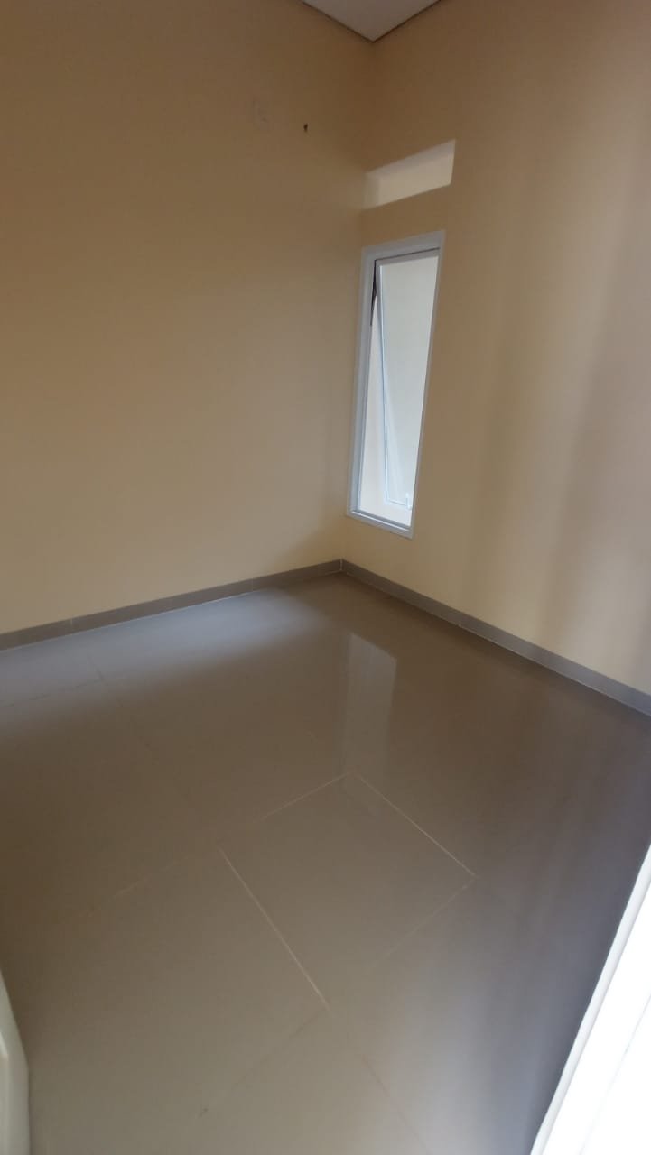 Ciputat Rumah baru minimalis Bukit Indah Ciputat, surat lengkap SHM IMB, hadap Utara - 1