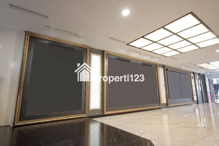 Ruko Strategis Jalan Pinangsia Raya Taman Sari Jakarta Barat - 4