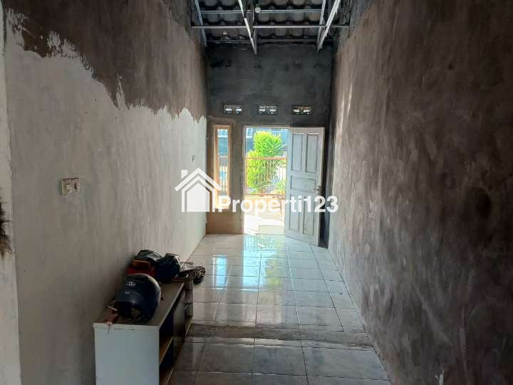 DISEWAKAN RUMAH DAERAH MALANG SELATAN SIAP HUNI-STRATEGIS DAN NYAMAN - 3