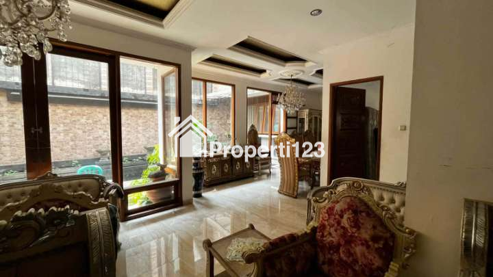 Dijual Rumah Asri Furnished di Harapan Indah Cluster Taman Heliconia Bekasi - 7