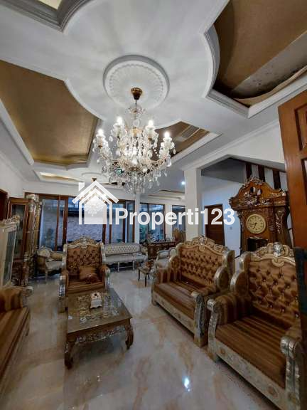 Dijual Rumah Asri Furnished di Harapan Indah Cluster Taman Heliconia Bekasi - 3