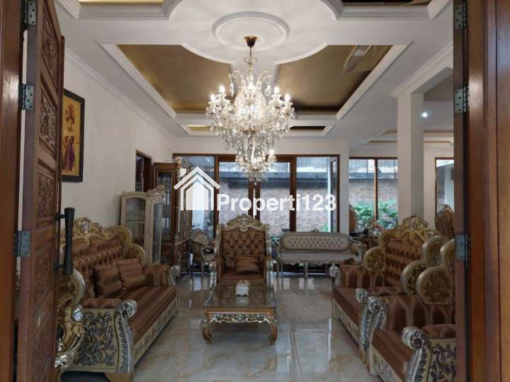 Dijual Rumah Asri Furnished di Harapan Indah Cluster Taman Heliconia Bekasi - 2
