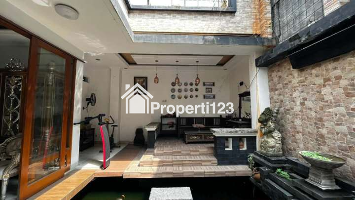 Dijual Rumah Asri Furnished di Harapan Indah Cluster Taman Heliconia Bekasi - 9