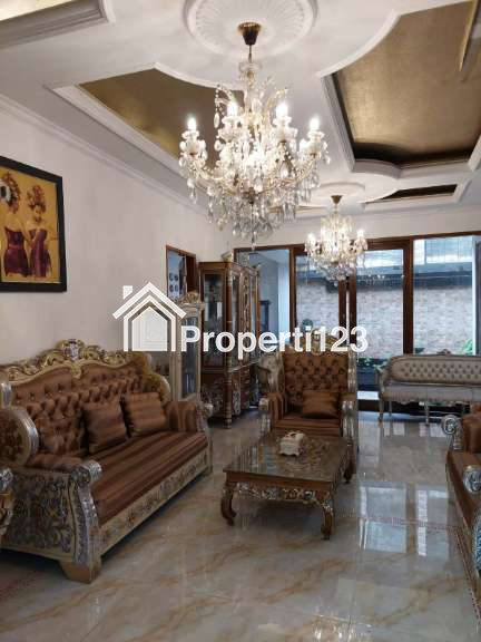 Dijual Rumah Asri Furnished di Harapan Indah Cluster Taman Heliconia Bekasi - 4