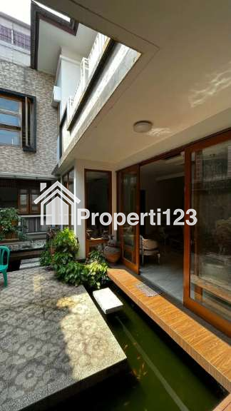 Dijual Rumah Asri Furnished di Harapan Indah Cluster Taman Heliconia Bekasi - 8