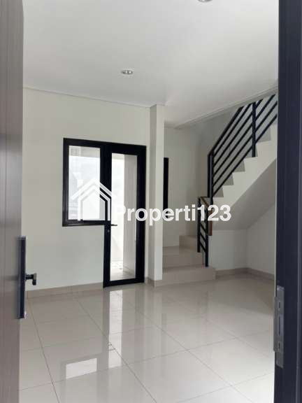 Rumah Murah Cluster Viola Summarecon Crown Gading Bekasi - 2