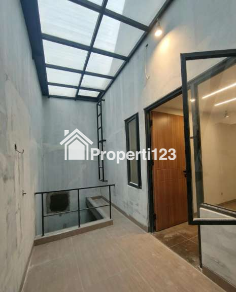 Rumah baru non komplek di Cipinang Kebembem Jaktim - 12