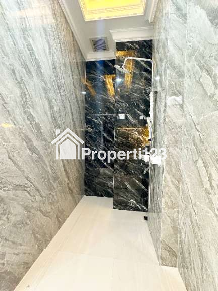 Dijual Rumah American Classic di Cipayung Jakarta Timur - 4
