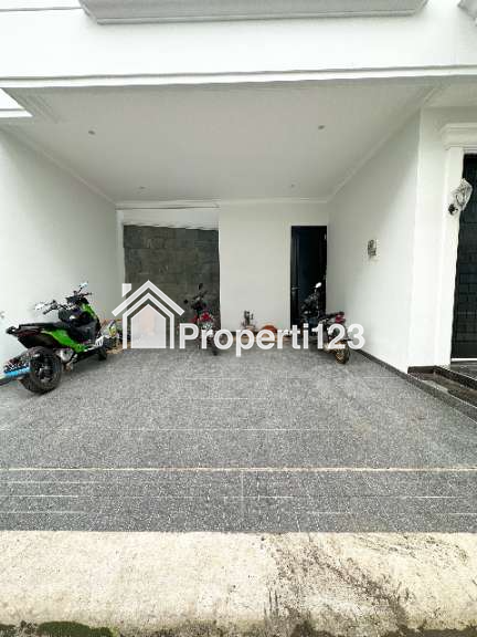 Dijual Rumah American Classic di Cipayung Jakarta Timur - 7