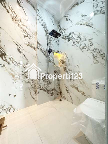 Dijual Rumah American Classic di Cipayung Jakarta Timur - 5