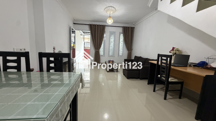 Disewakan Rumah 2 Lantai di Nusa Dua - 4