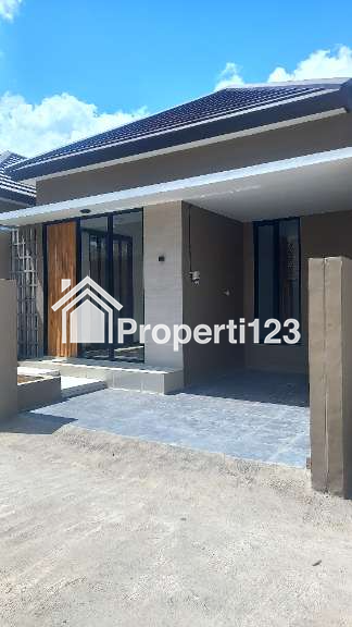 Rumah siap huni Jl wates Km 7 dekat pasar Gamping PKU Muhammadiyah - 7