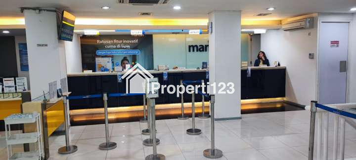 Ruko Gandeng Tiga Duta Merlin Hadap Jalan Gajah Mada Gambir Jakarta - 5