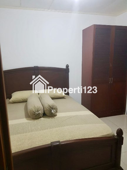 Dijual Rumah Cocok Untuk Usaha dan Kosan di Pondok Indah Jakarta Selatan - 10