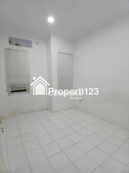 Rumah second murah tanah luas siap huni dlm cluster diPancoran Mas Depok - 4
