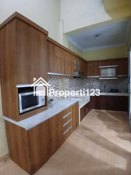 Rumah second murah tanah luas siap huni dlm cluster diPancoran Mas Depok - 8